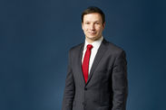 Aleksander Łaszek: Rząd PiS stawia na programy, które dotrą do potencjalnie dużej ilości wyborców, TVN24